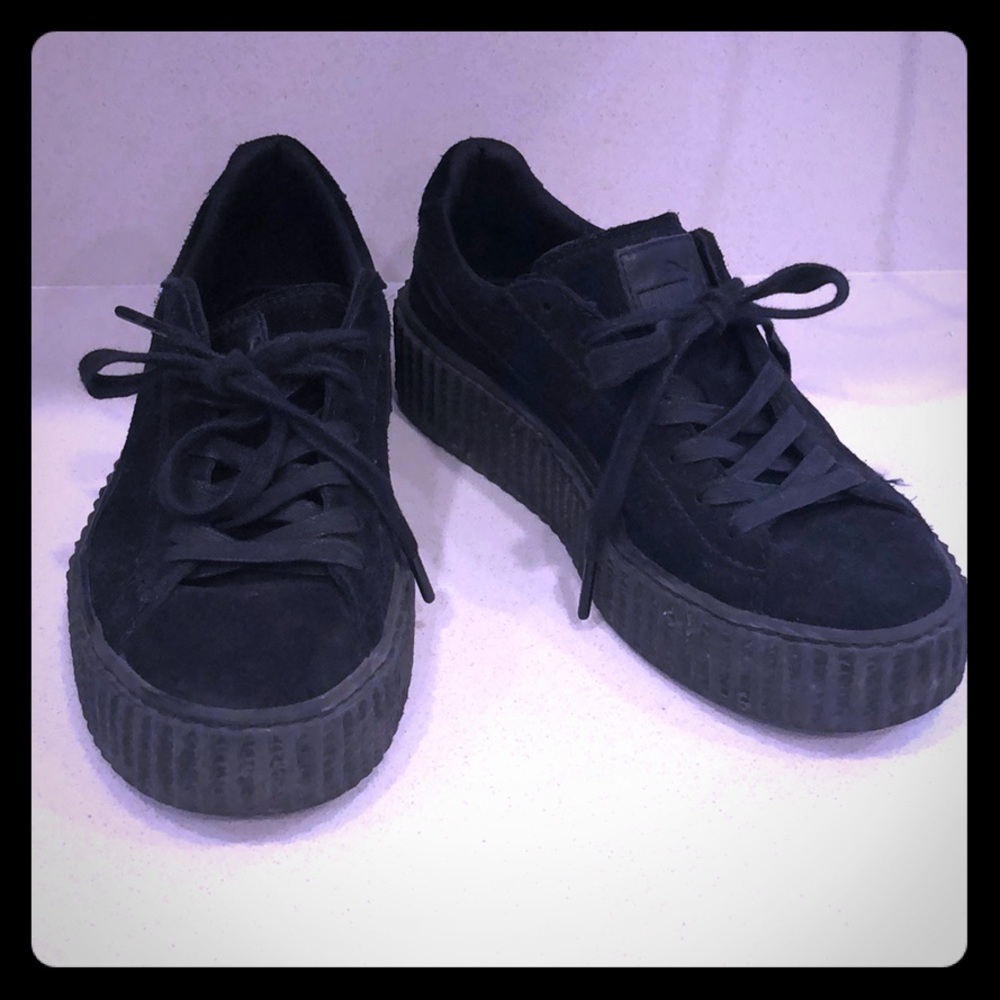 PUMA X FENTY - blk suede creeper sneakers Sz 8 👟